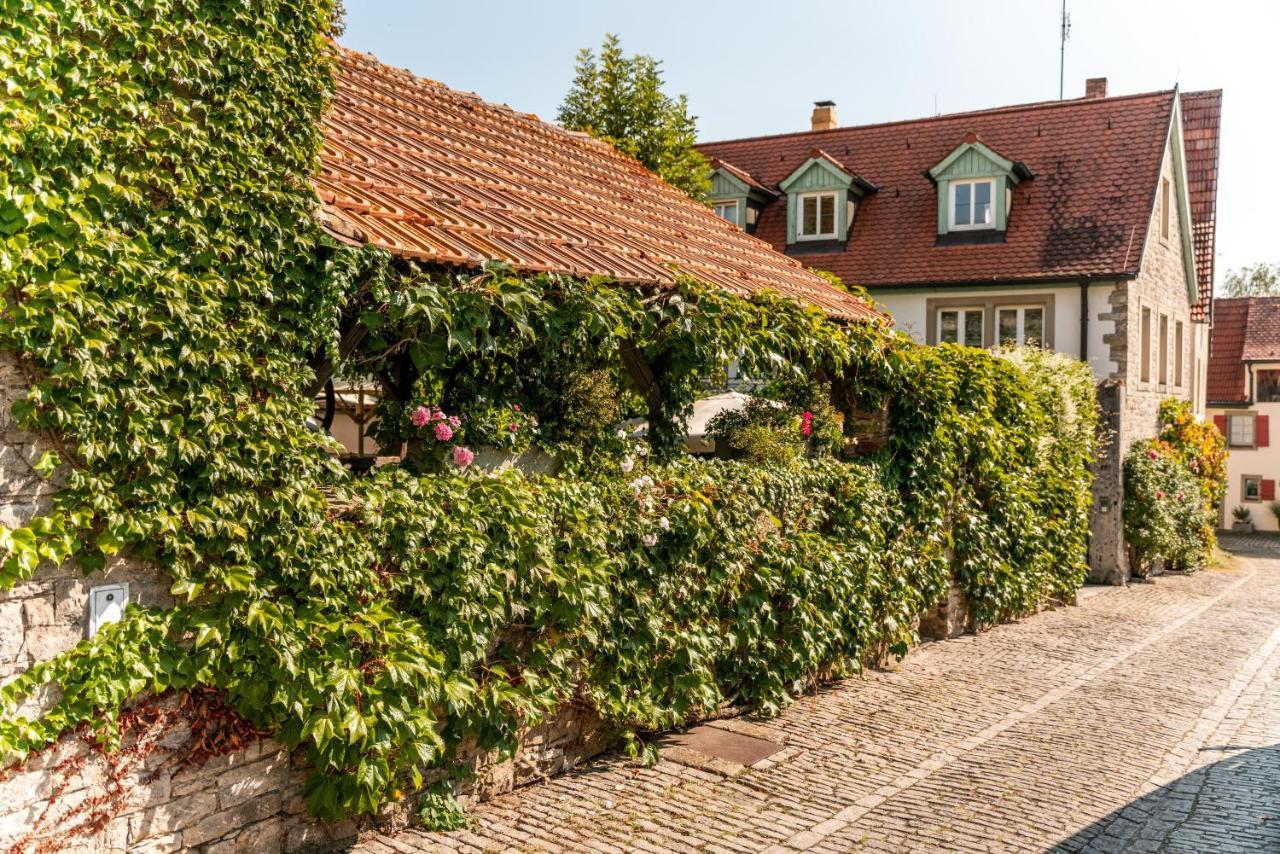 Gasthaus & Weingut Zum Stern Hotel Sulzfeld am Main Exterior photo